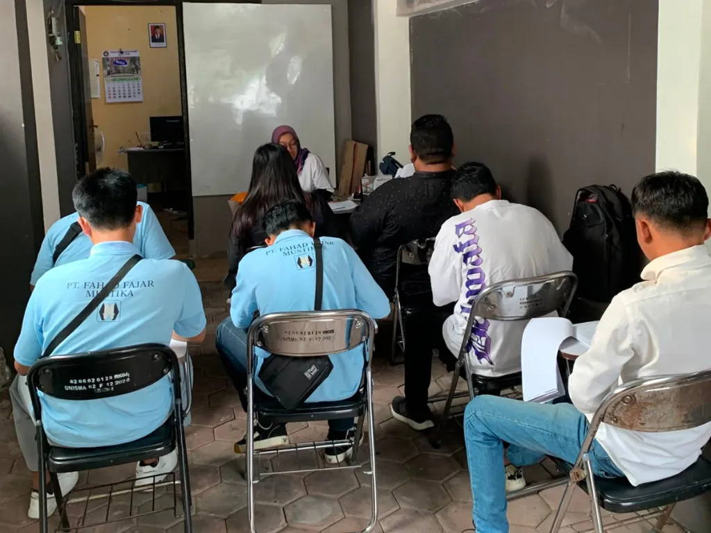 LSP TRIM Selenggarakan Uji Sertifikasi BNSP Skema Quality Control Inspector di Kota Malang, Seluruh Peserta Direkomendasikan Kompeten - LSP TRIM